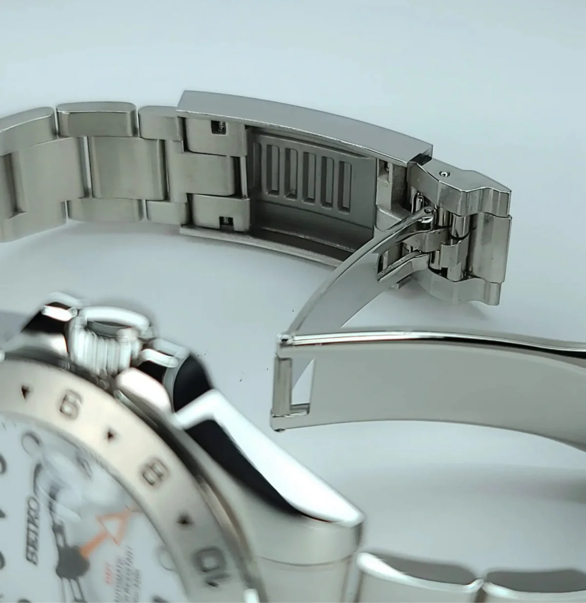 SEIKOMASTER | EXPLORER II