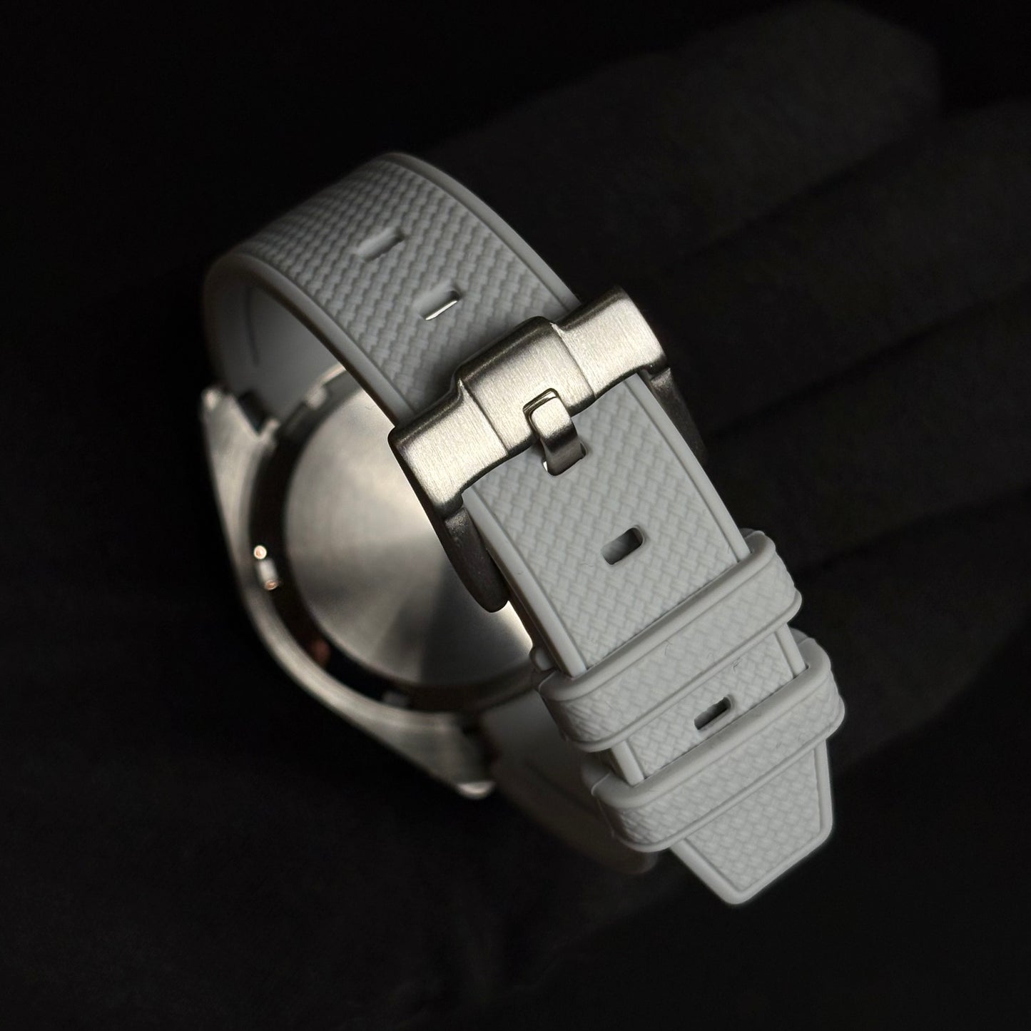 Mod Speedmaster | Silver Mist