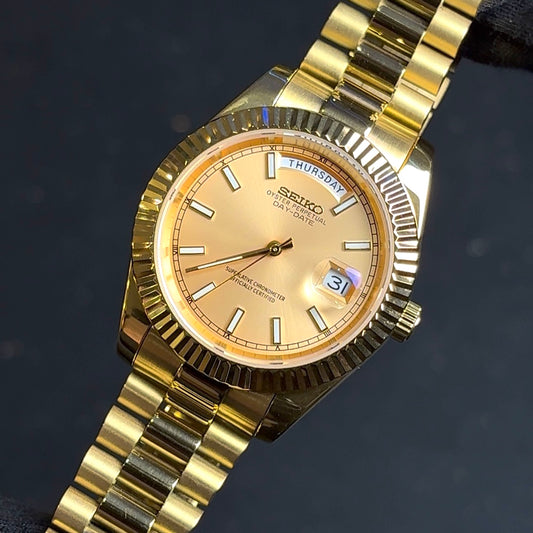 DAY DATE | GOLD