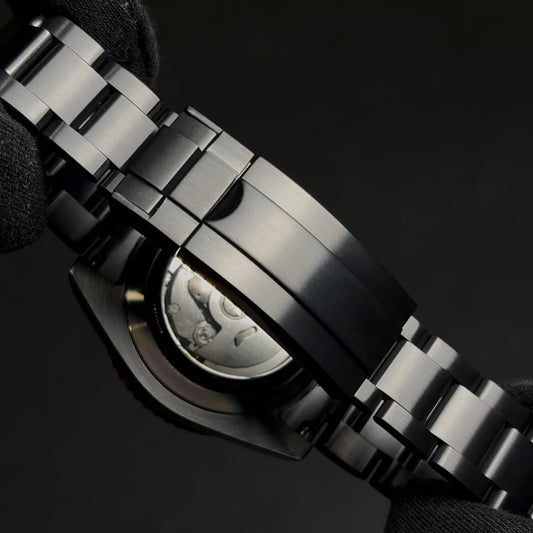 GMT MASTER | STEALTH BATMAN